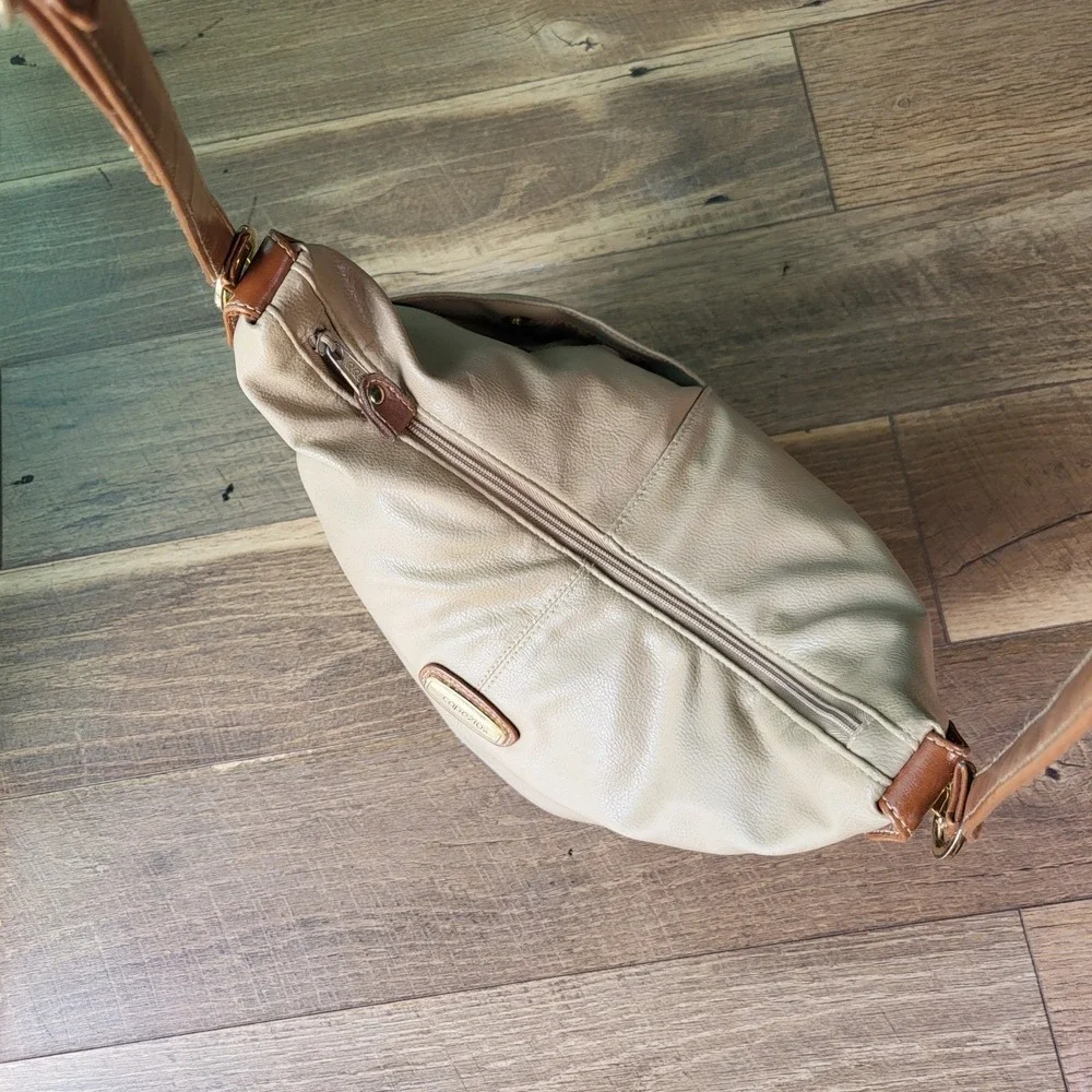 Capezio Vintage Beige Faux Leather Hobo Shoulder Bag Cognac Trim Gold Hardware